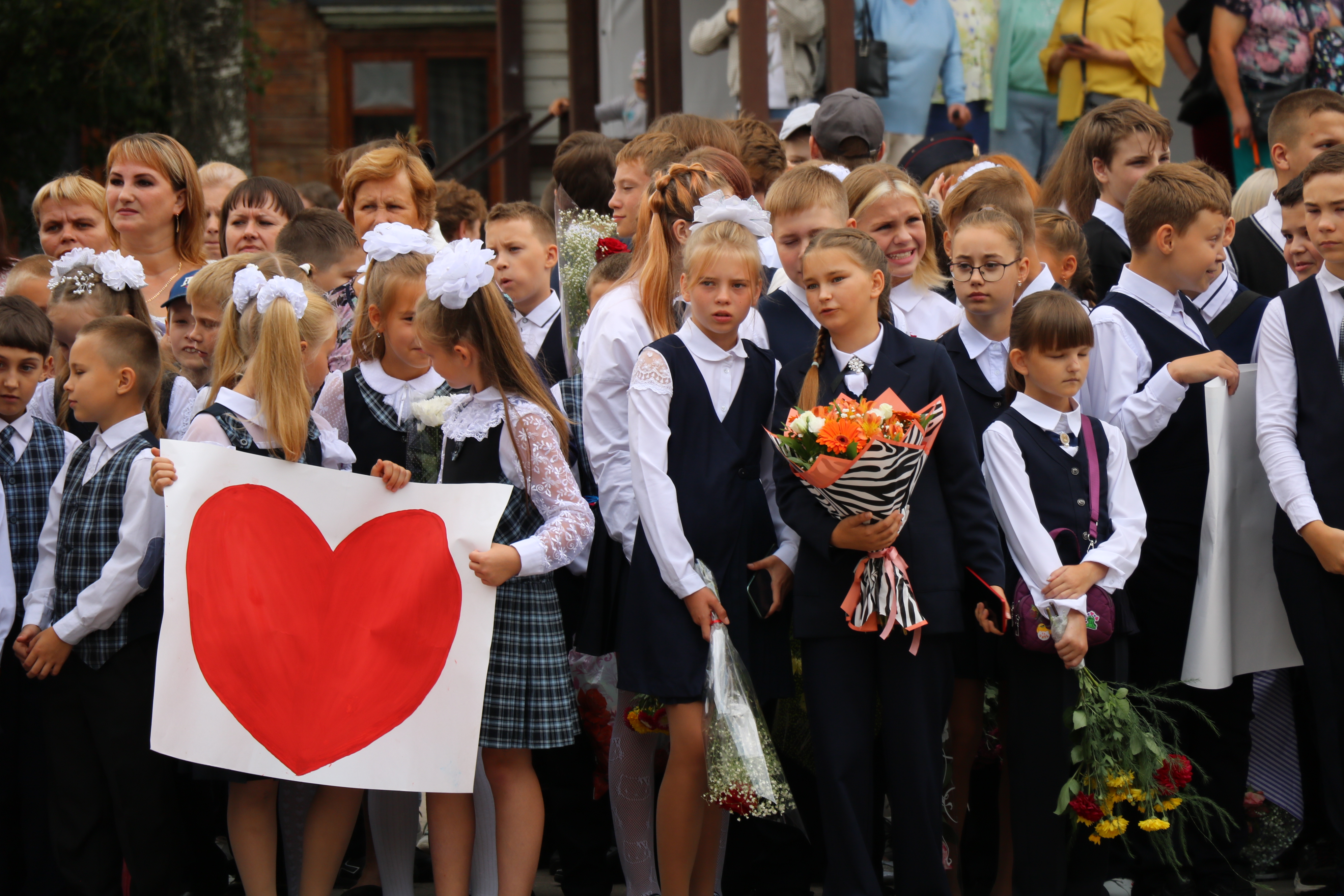 Сегодня, 1 сентября, в России и других странах отмечается замечательный праздник - «День знаний».